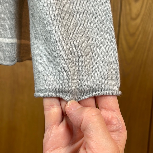 Sonoma Gray White Stripe Stretch Knit Raglan Relaxed Fit Pullover Top Women XS - Picture 6 of 15